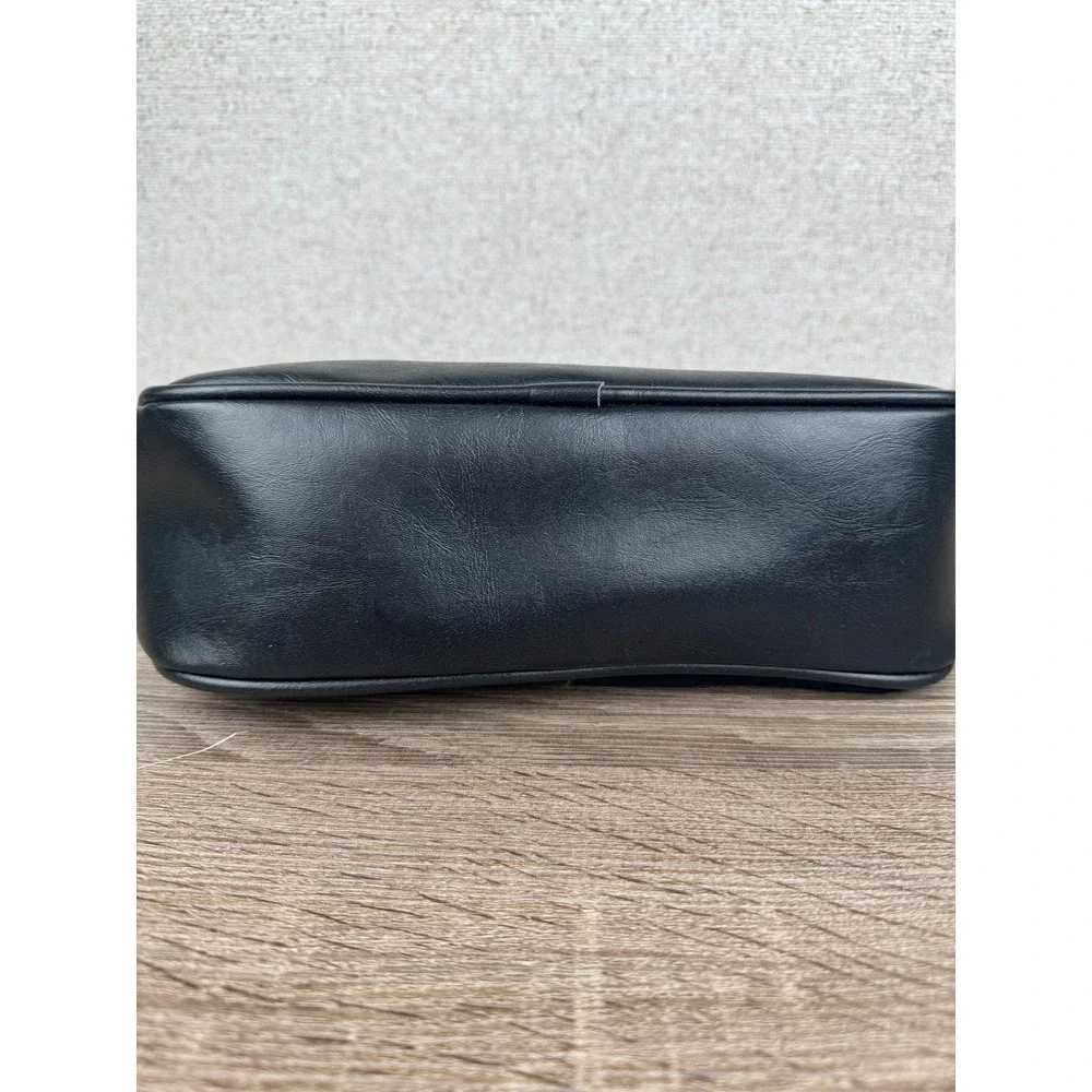 Y2K Style Black Vegan Leather Faux Suede Hobo Bag — Soho Shoulder Bag